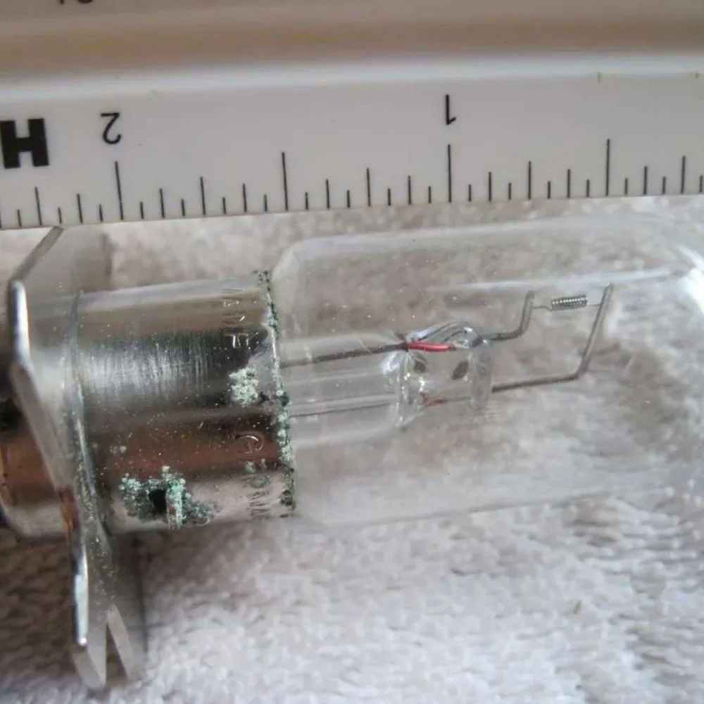 ZEISS 39-01-53 OQ 53 Z Light Bulb Angular Flange Corroded Spots ?Microscope